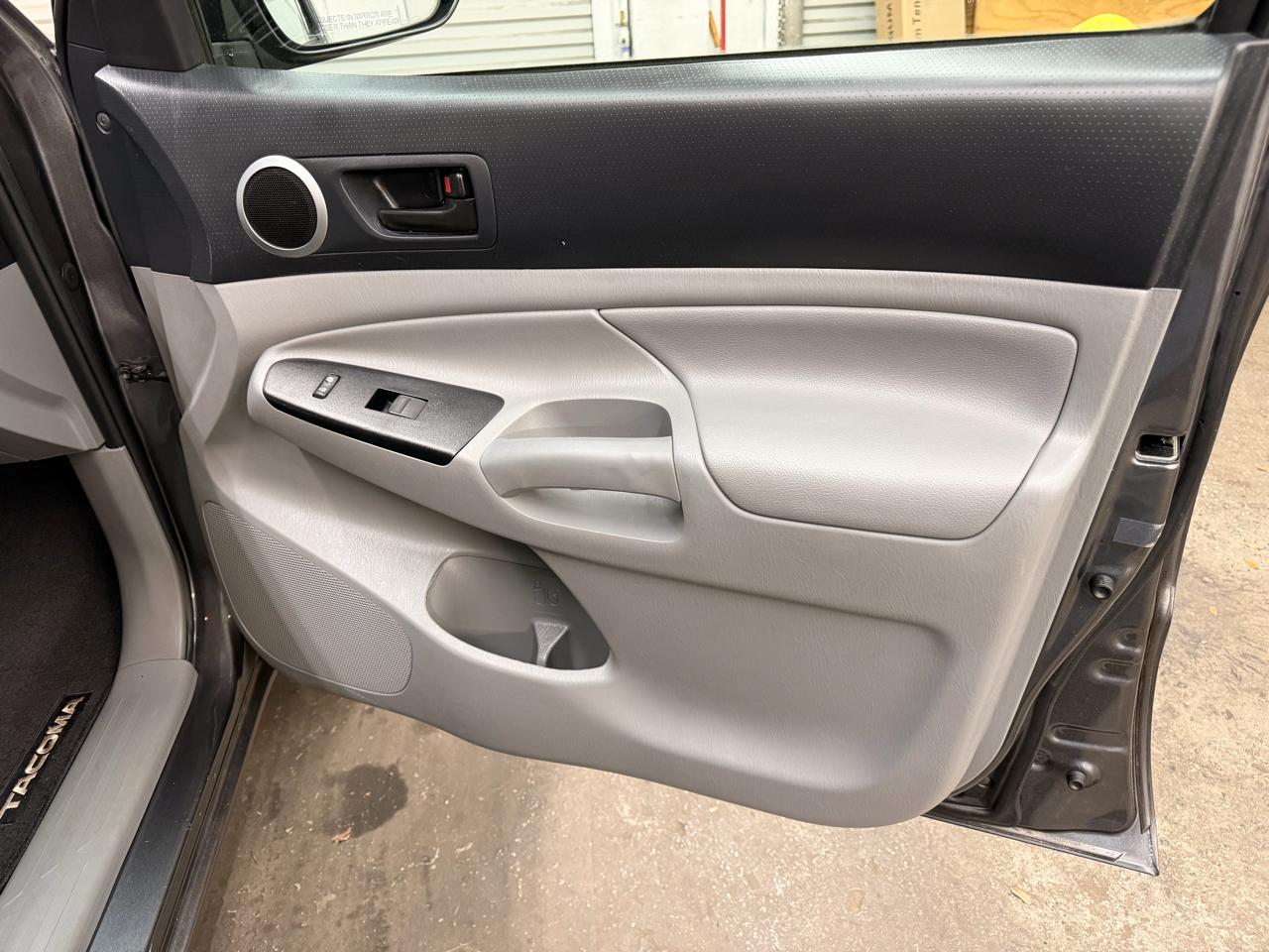 Toyota Tacoma Access Cab I4 4AT 2WD 2014