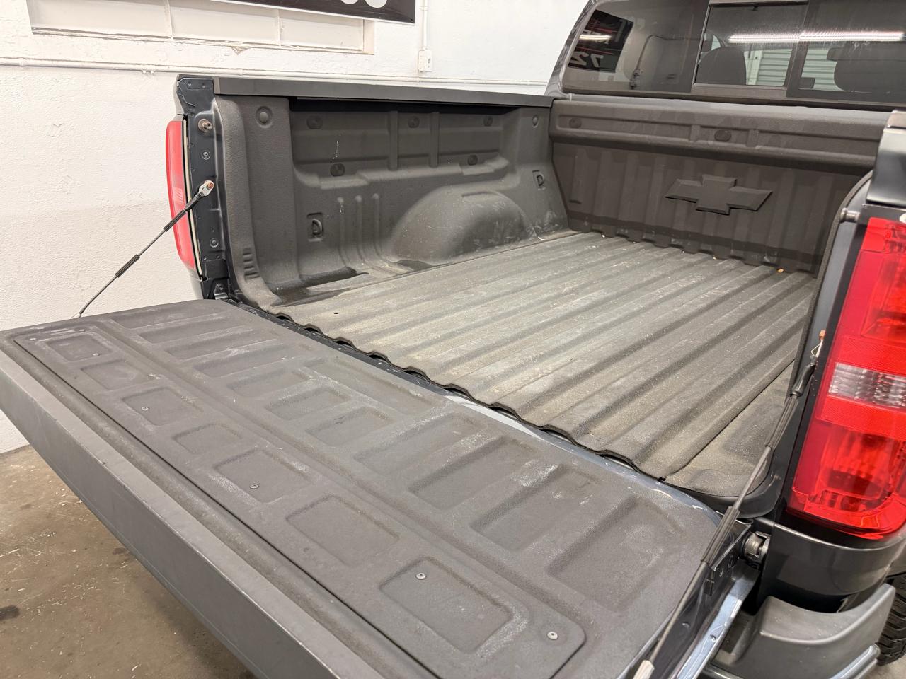 Chevrolet Colorado Z71 Crew Cab 2WD Short Box 2016