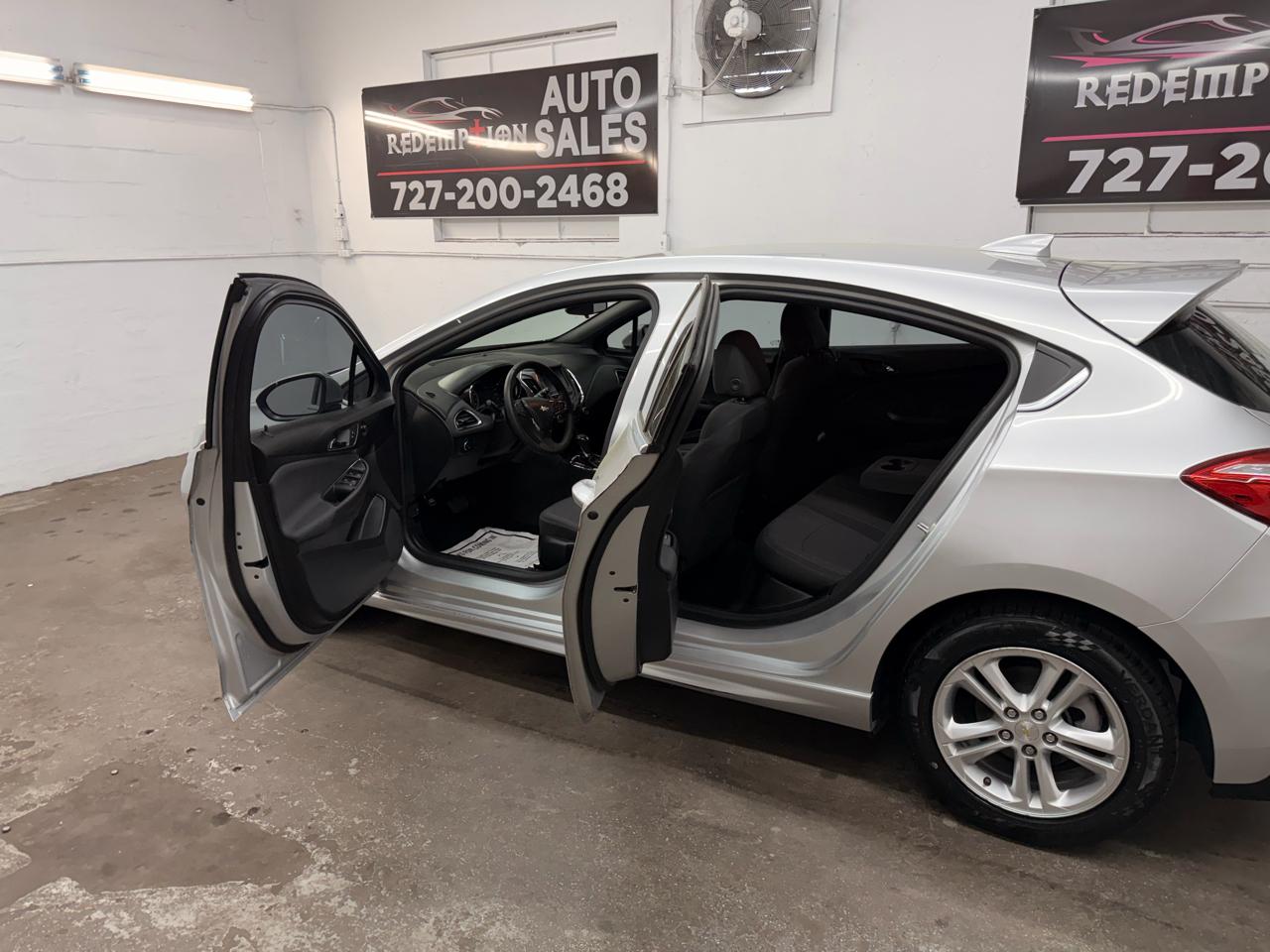 Chevrolet Cruze LT Auto Hatchback 2017