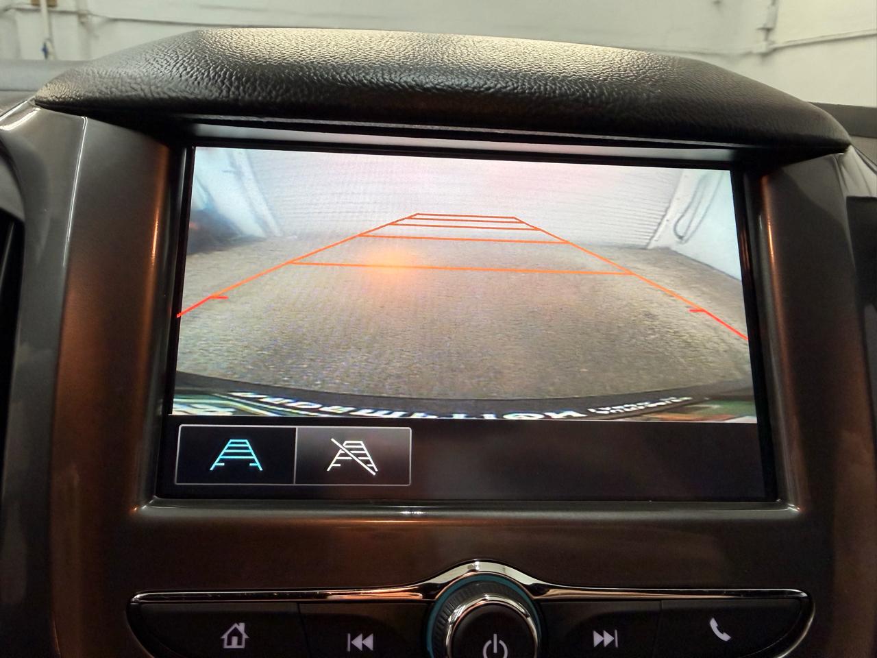 Chevrolet Cruze LT Auto Hatchback 2017