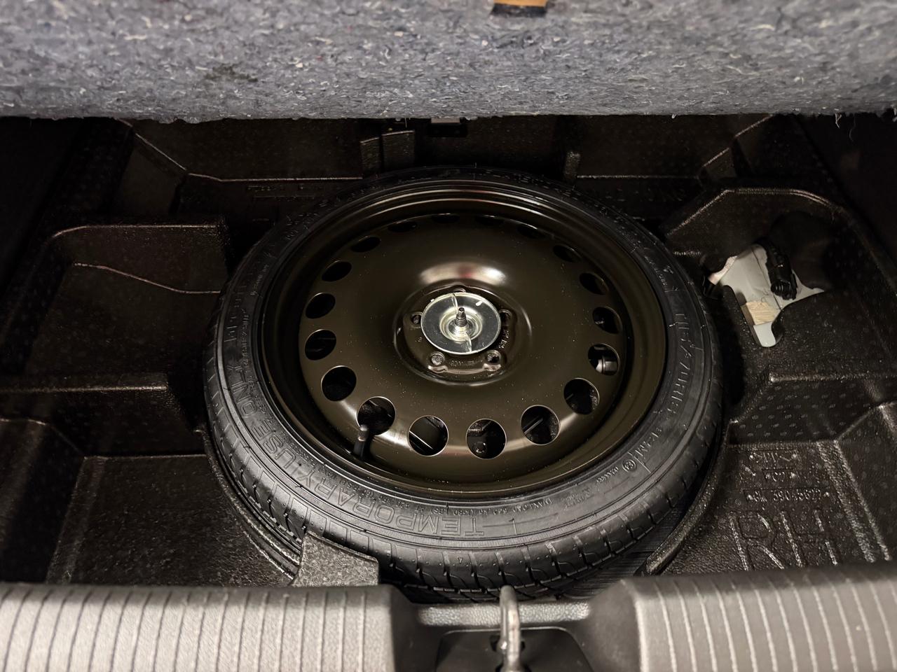 Chevrolet Cruze LT Auto Hatchback 2017