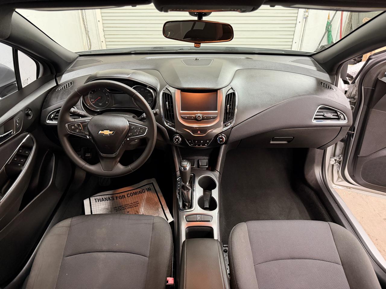 Chevrolet Cruze LT Auto Hatchback 2017