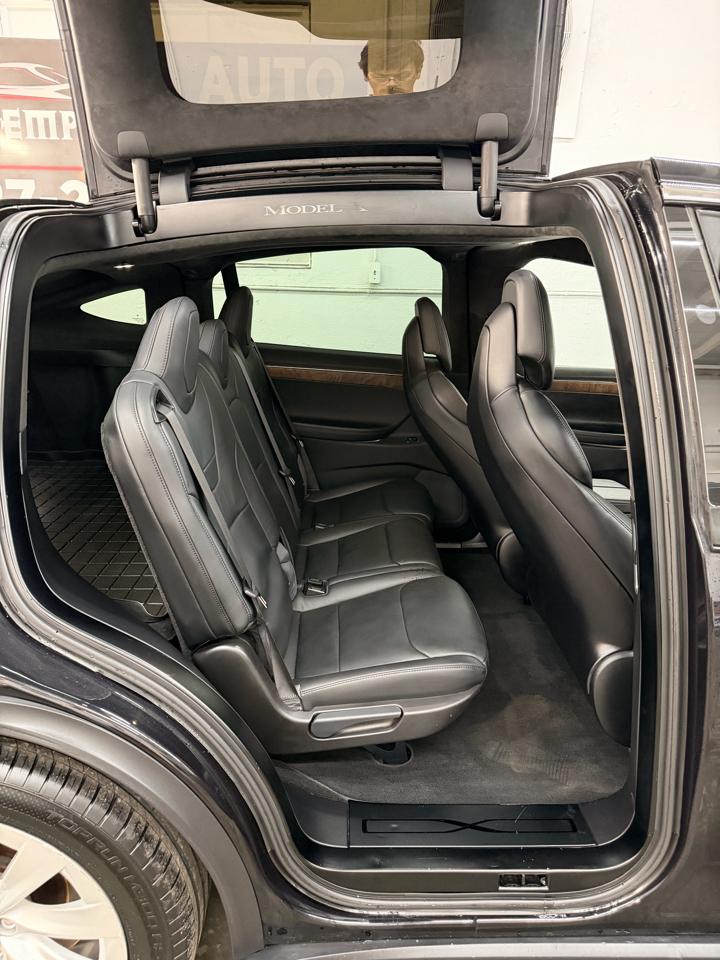 Tesla Model X P100D 2017