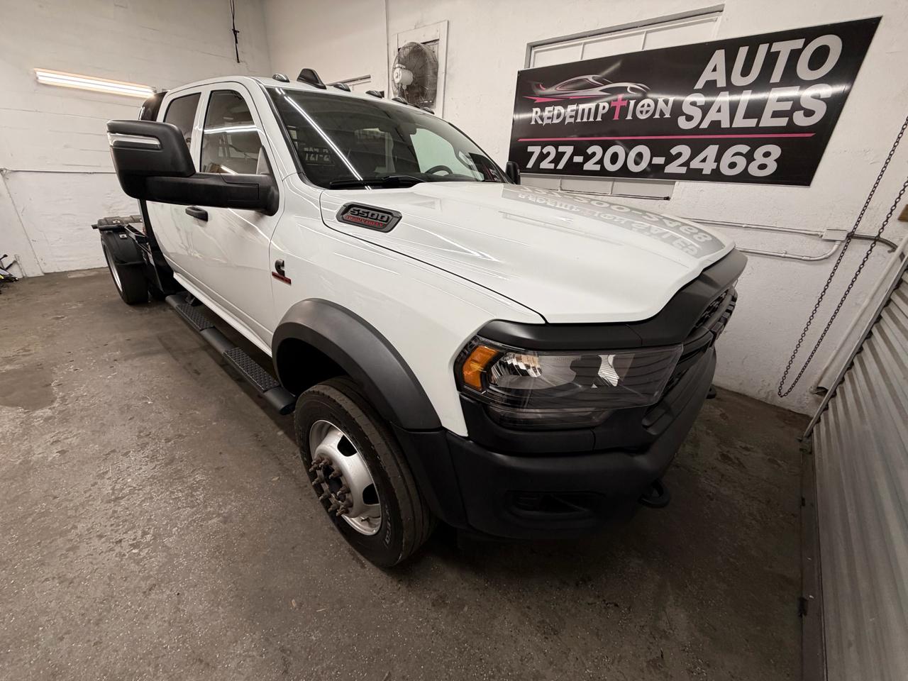 RAM 5500 Crew Cab SWB 2WD DRW 2023