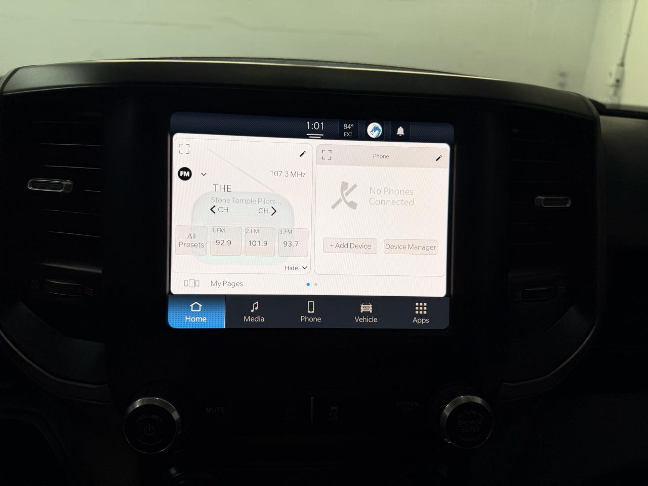 RAM 5500 Crew Cab SWB 2WD DRW 2023