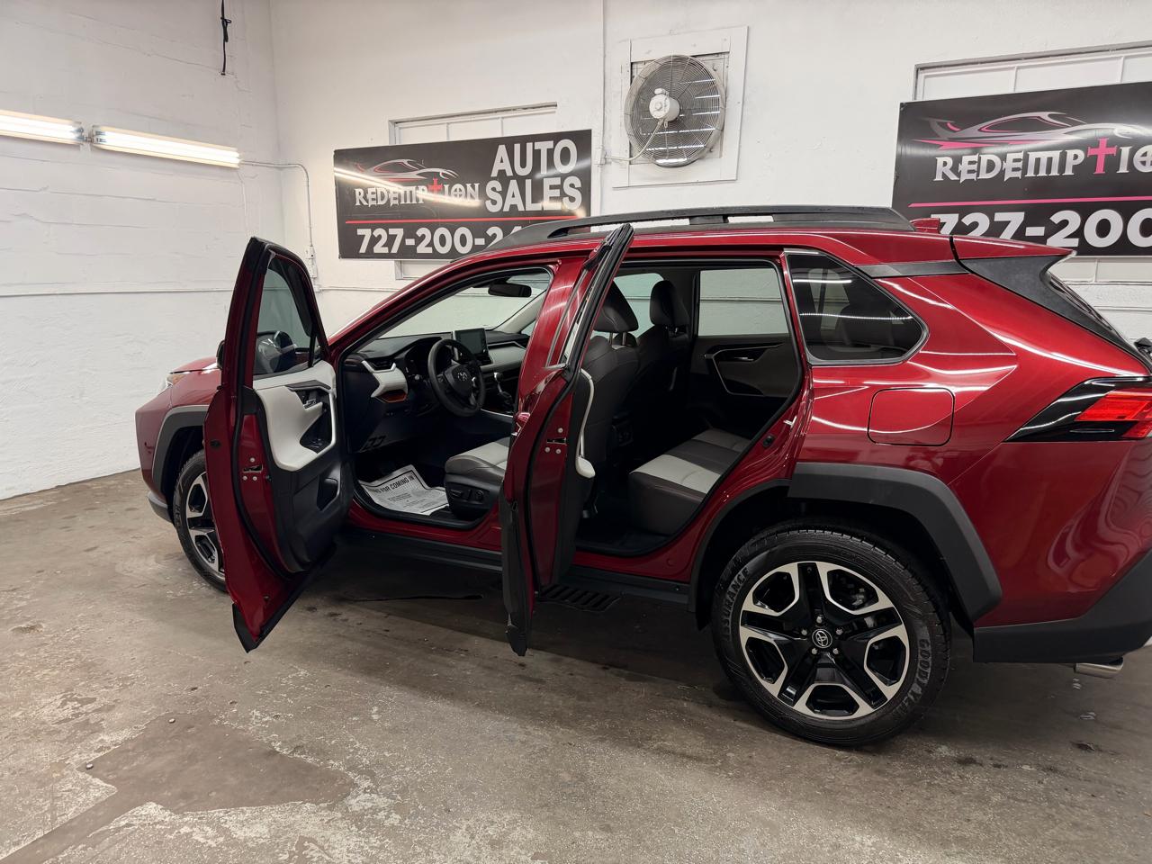 Toyota RAV4 Adventure AWD 2019