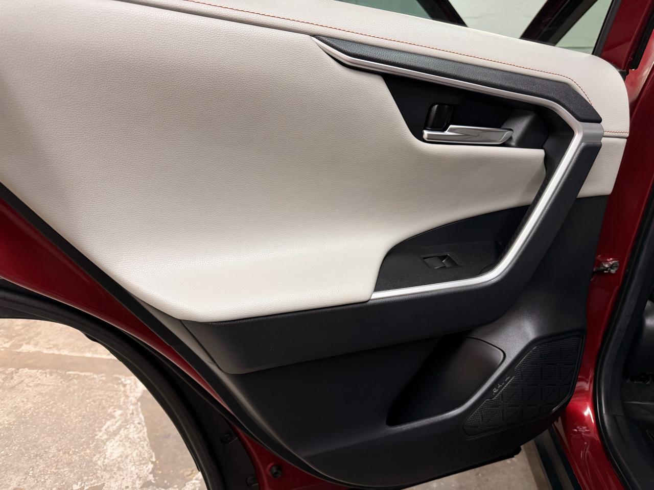 Toyota RAV4 Adventure AWD 2019