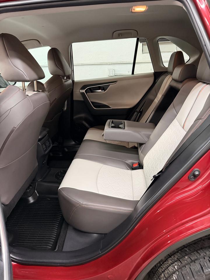 Toyota RAV4 Adventure AWD 2019