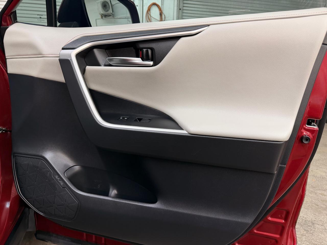 Toyota RAV4 Adventure AWD 2019