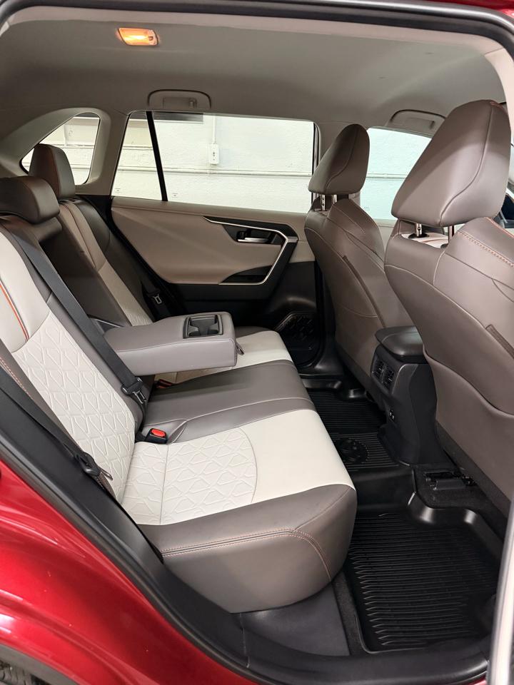 Toyota RAV4 Adventure AWD 2019