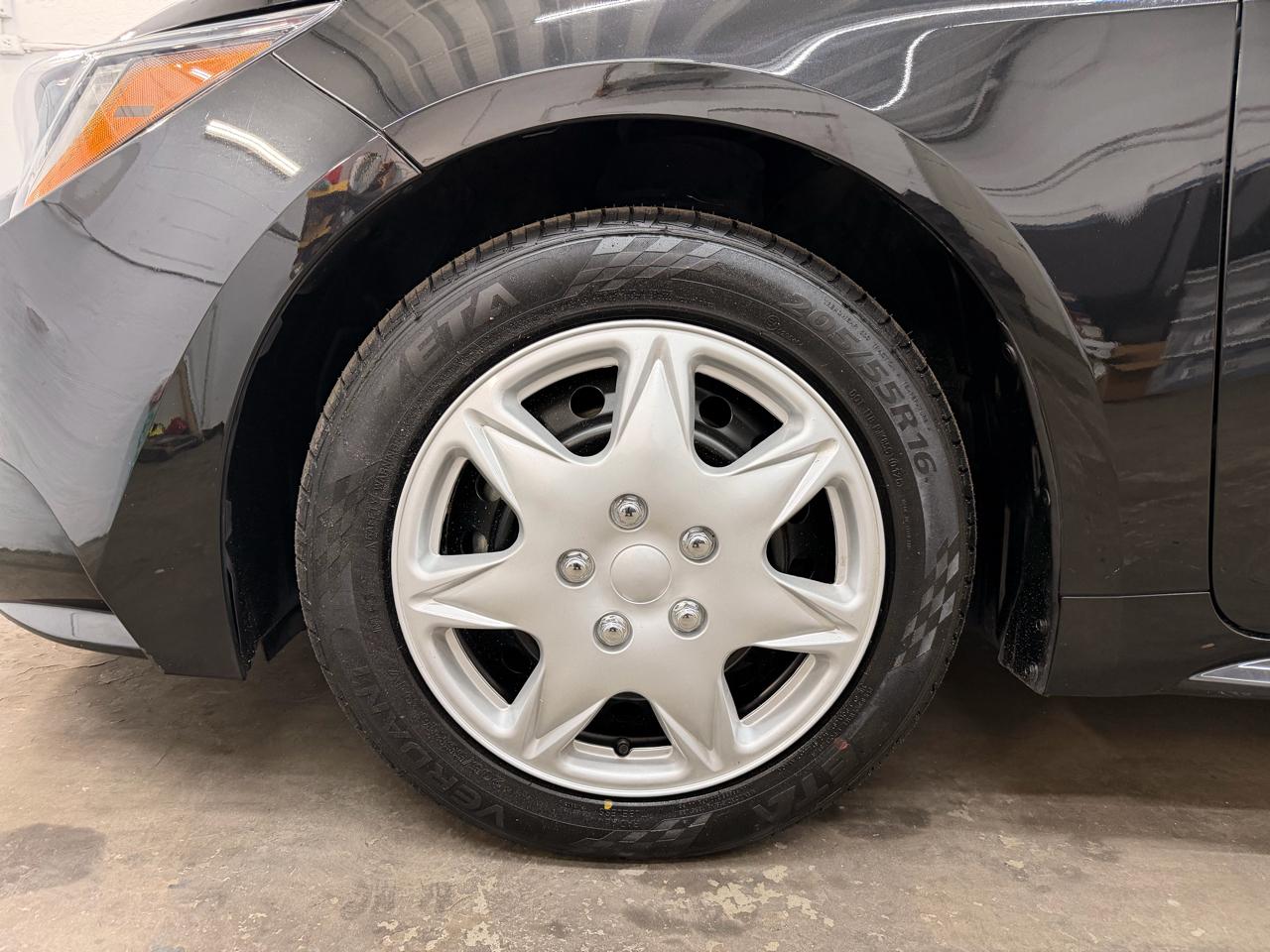 Toyota Corolla LE 2022