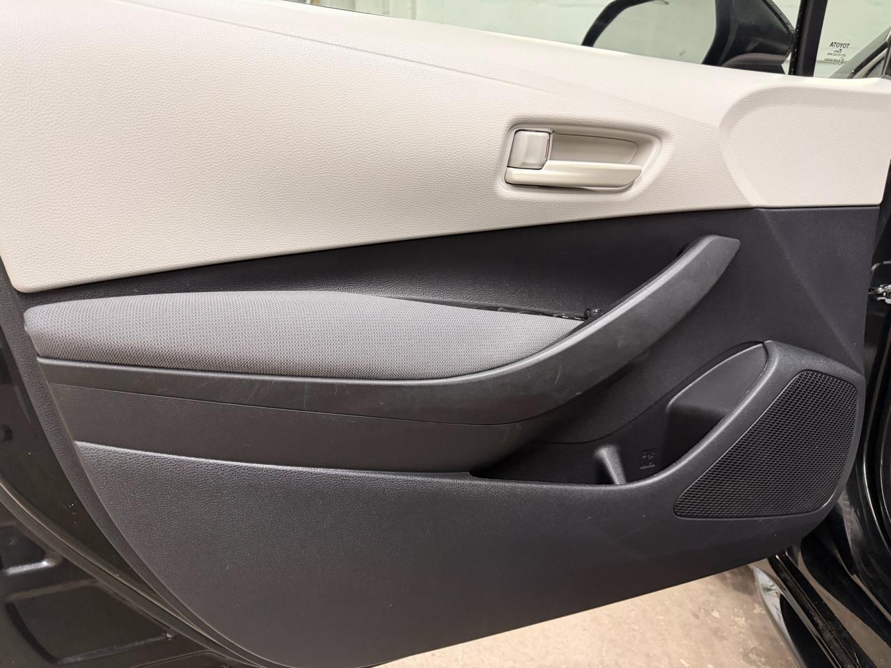 Toyota Corolla LE 2022