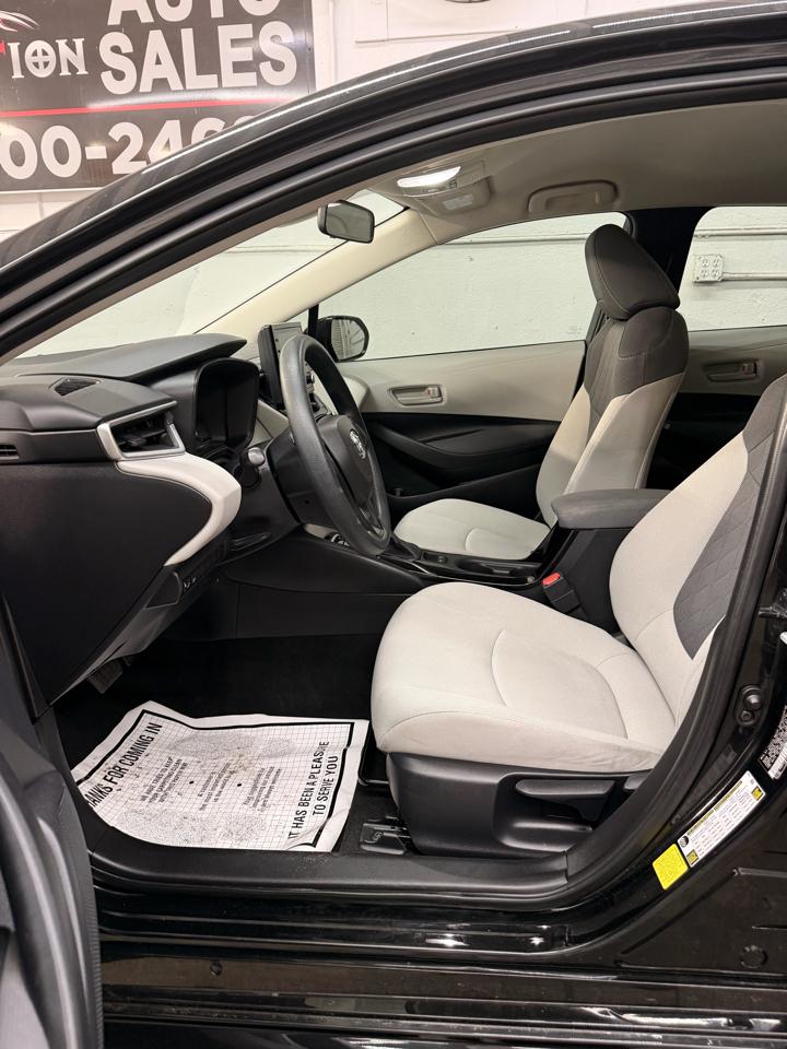 Toyota Corolla LE 2022