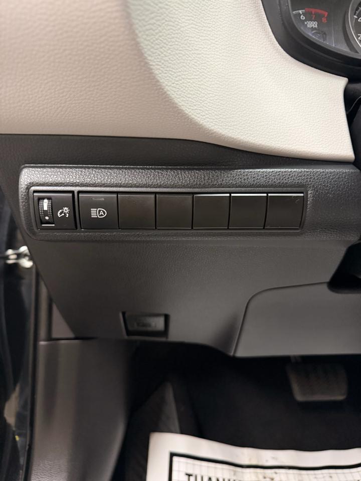 Toyota Corolla LE 2022