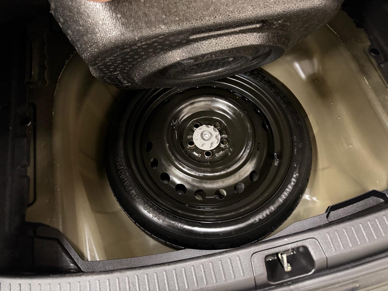 Toyota Corolla LE 2022