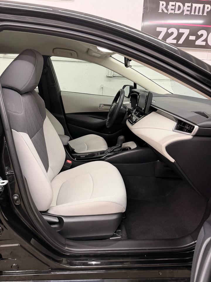 Toyota Corolla LE 2022