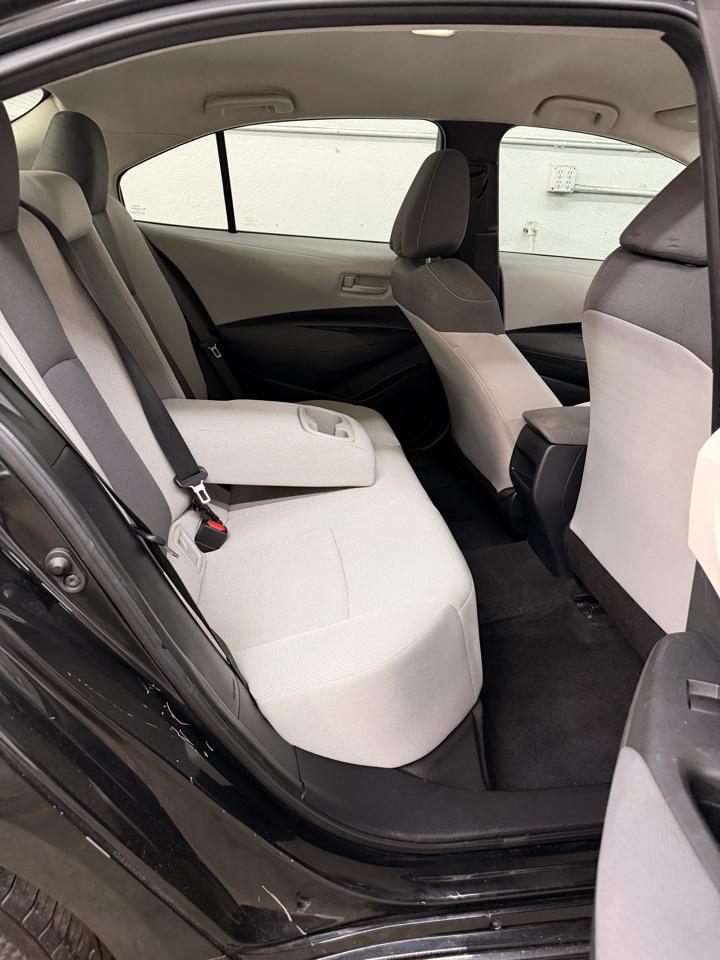 Toyota Corolla LE 2022