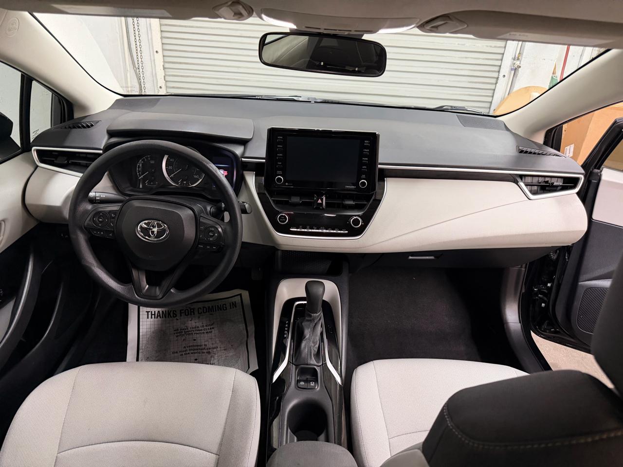 Toyota Corolla LE 2022