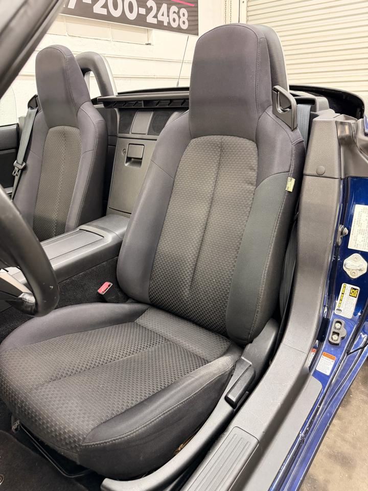 Mazda MX-5 Miata Sport Hard Top 2007