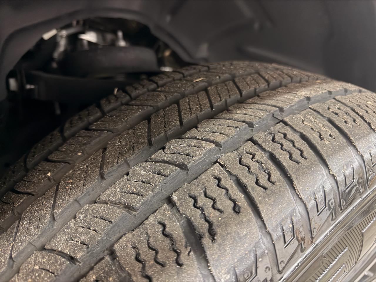 RAM 1500 Laramie Crew Cab SWB 4WD 2025