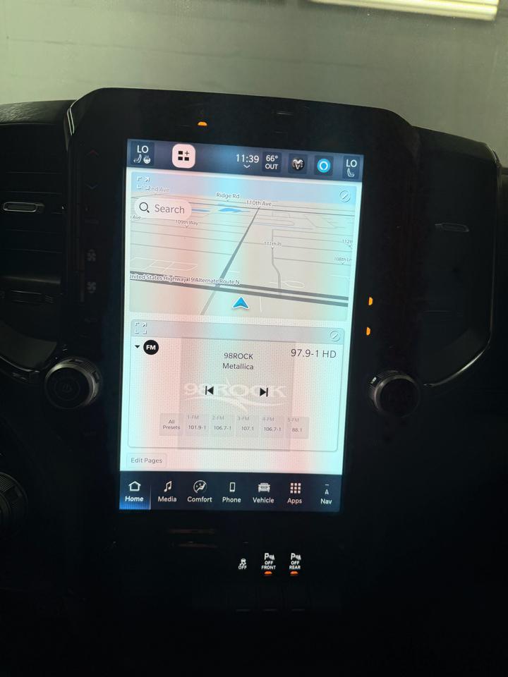 RAM 1500 Laramie Crew Cab SWB 4WD 2025