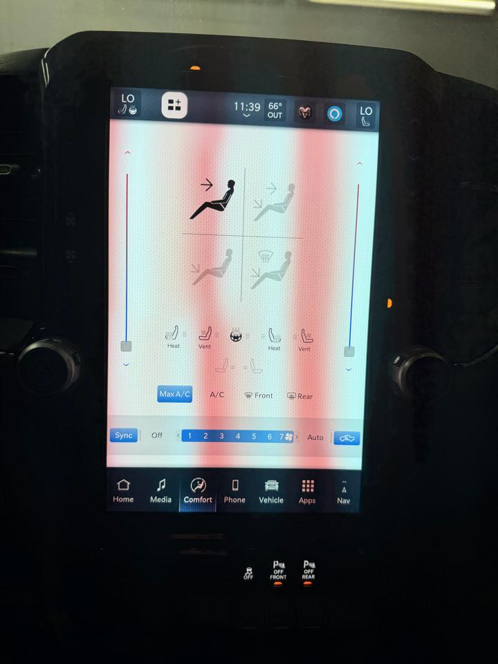 RAM 1500 Laramie Crew Cab SWB 4WD 2025