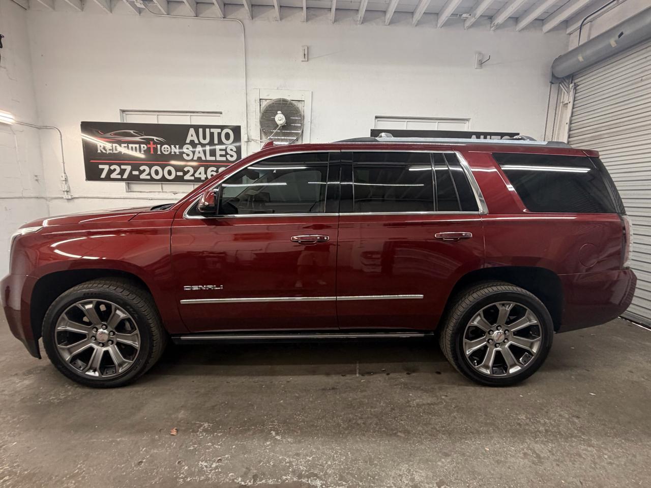 GMC Yukon Denali 4WD 2017