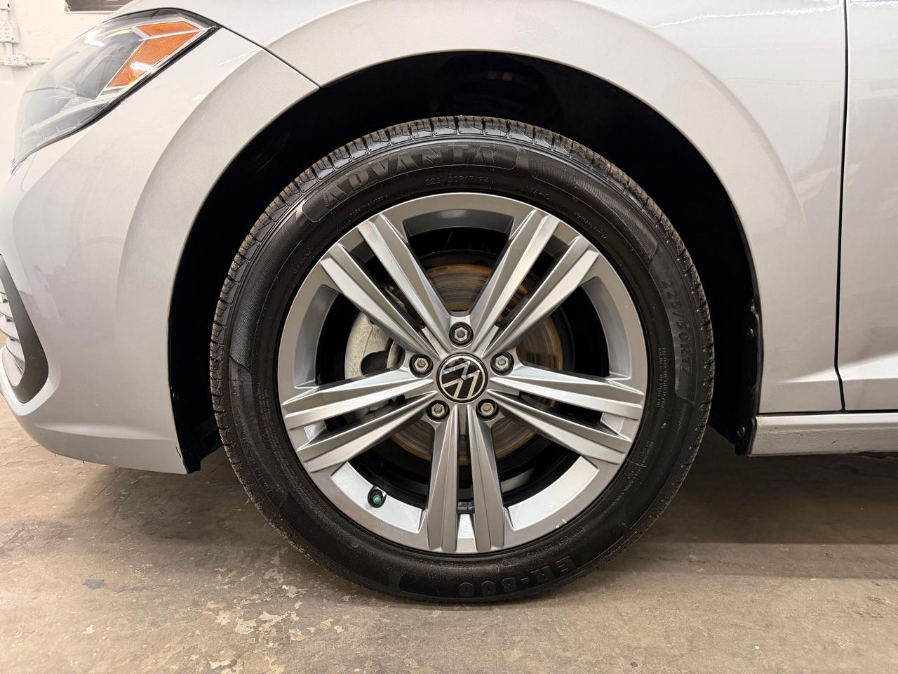 Volkswagen Jetta SE 2023