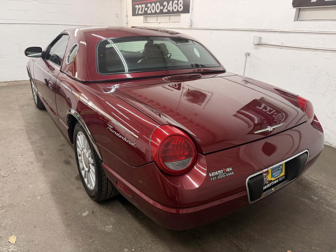 Ford Thunderbird Deluxe 2004
