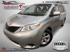 2014 Toyota Sienna 