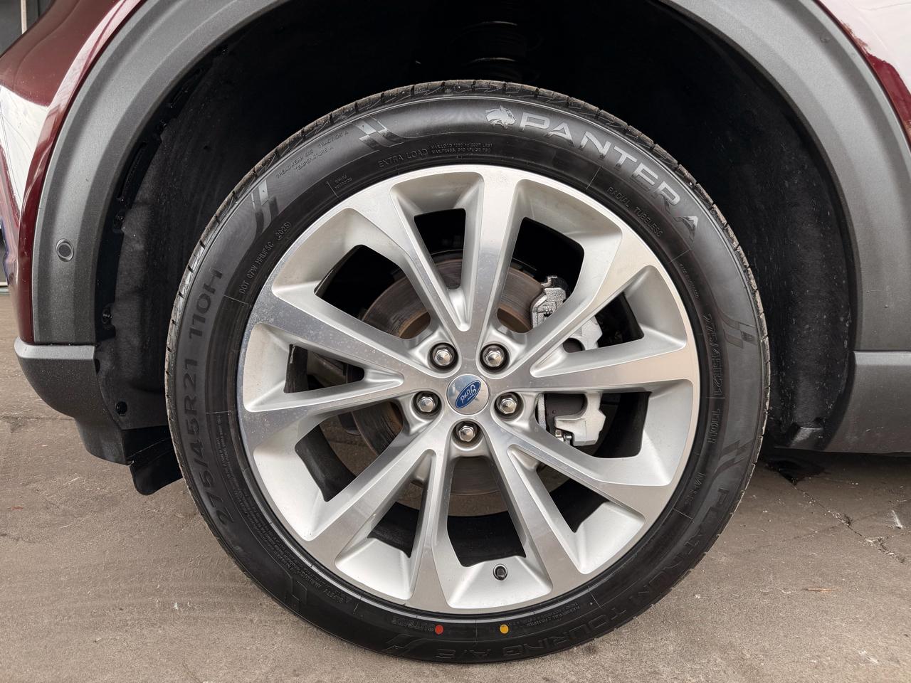 Ford Explorer  2022