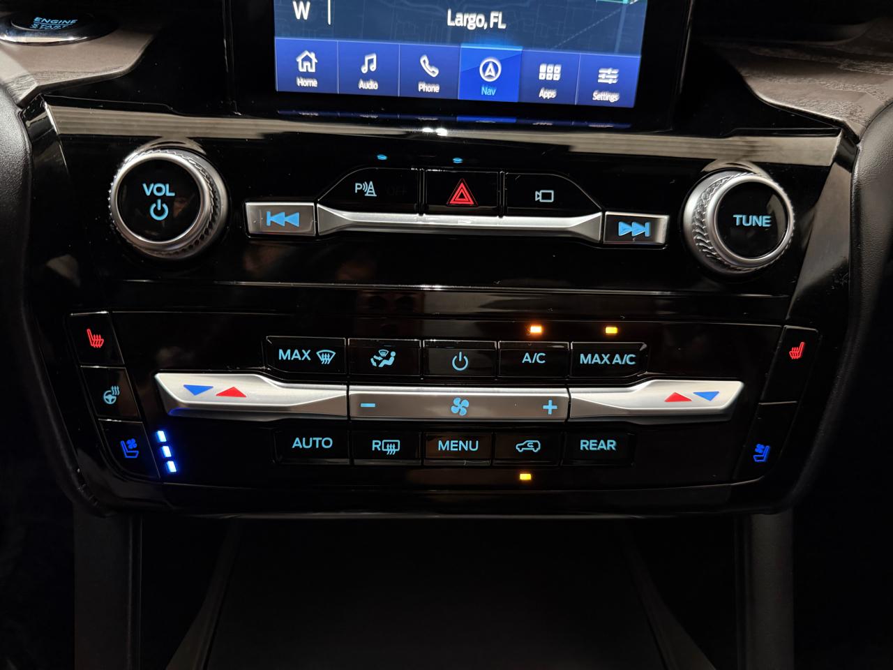 Ford Explorer  2022
