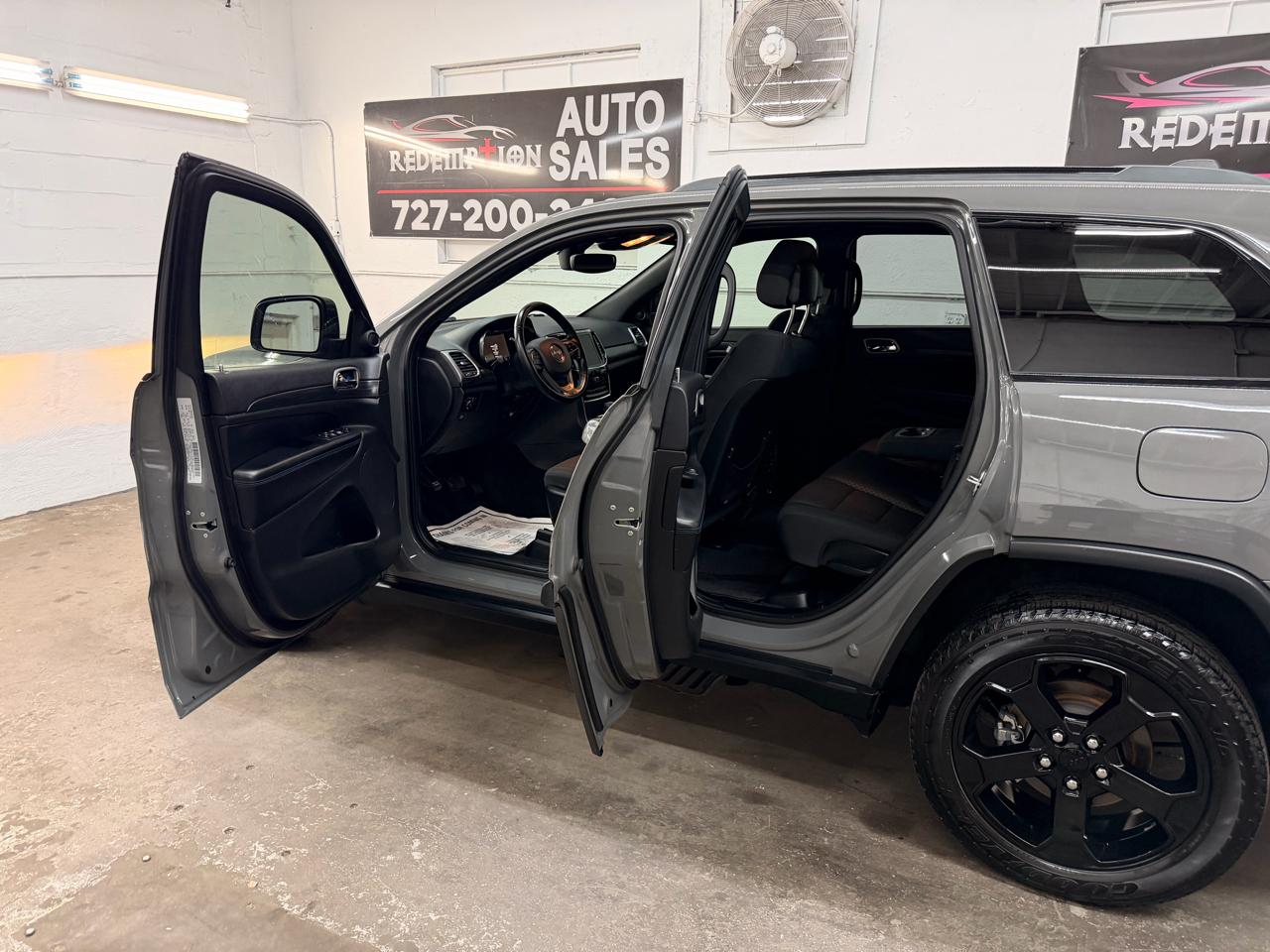 Jeep Grand Cherokee Laredo 2WD 2019