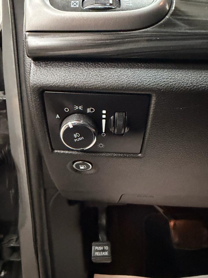 Jeep Grand Cherokee Laredo 2WD 2019