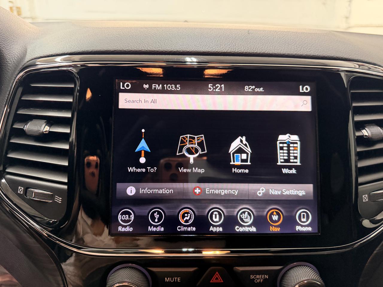 Jeep Grand Cherokee Laredo 2WD 2019