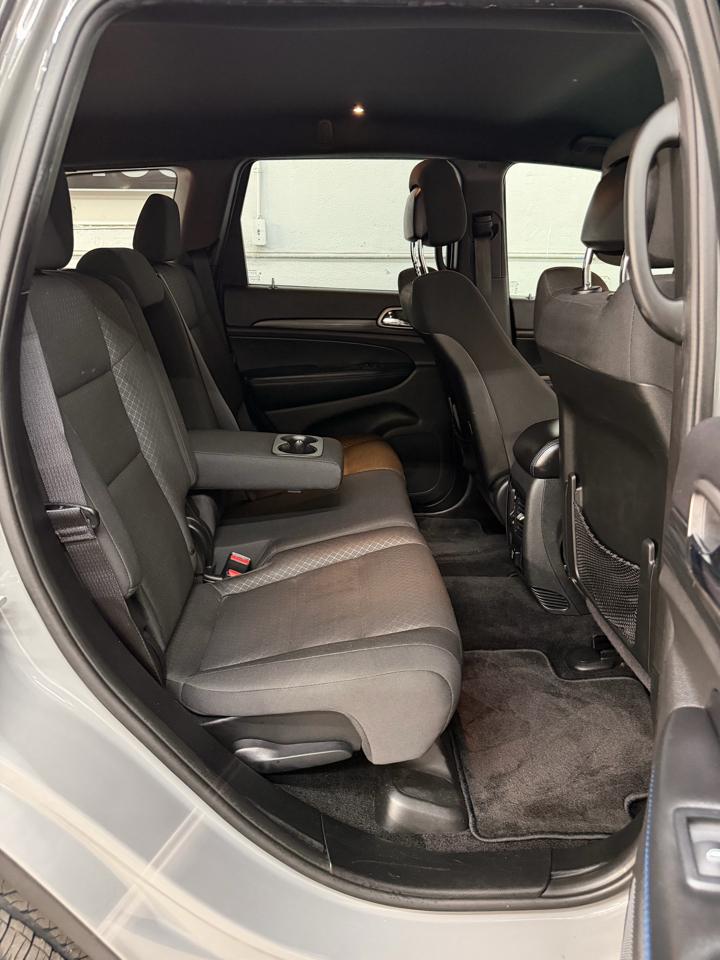 Jeep Grand Cherokee Laredo 2WD 2019