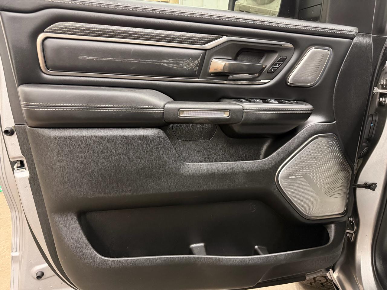 RAM 1500 Limited Crew Cab SWB 4WD 2019