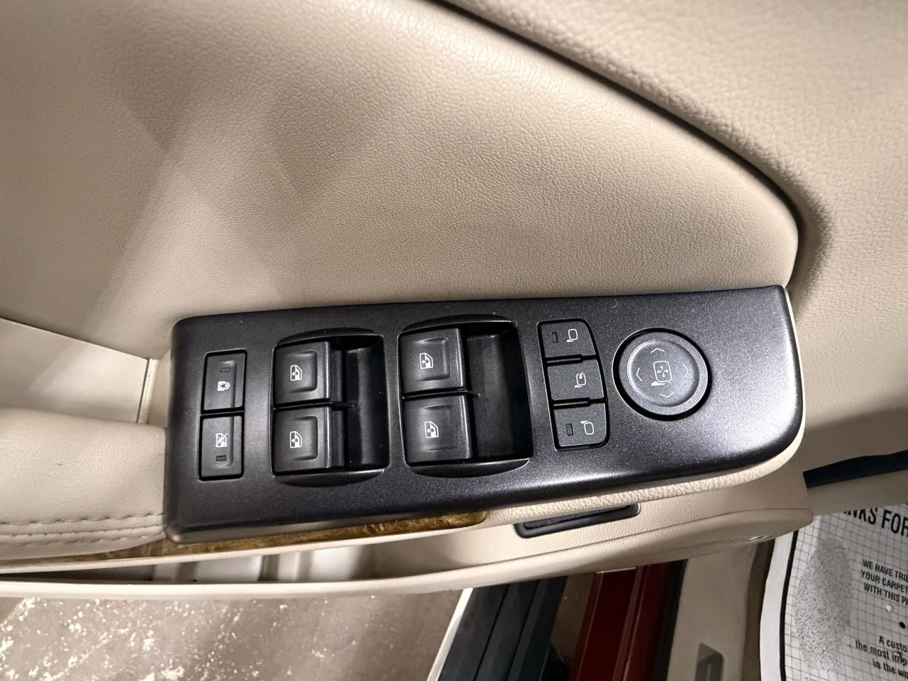 GMC Yukon XL SLT 4WD 2017