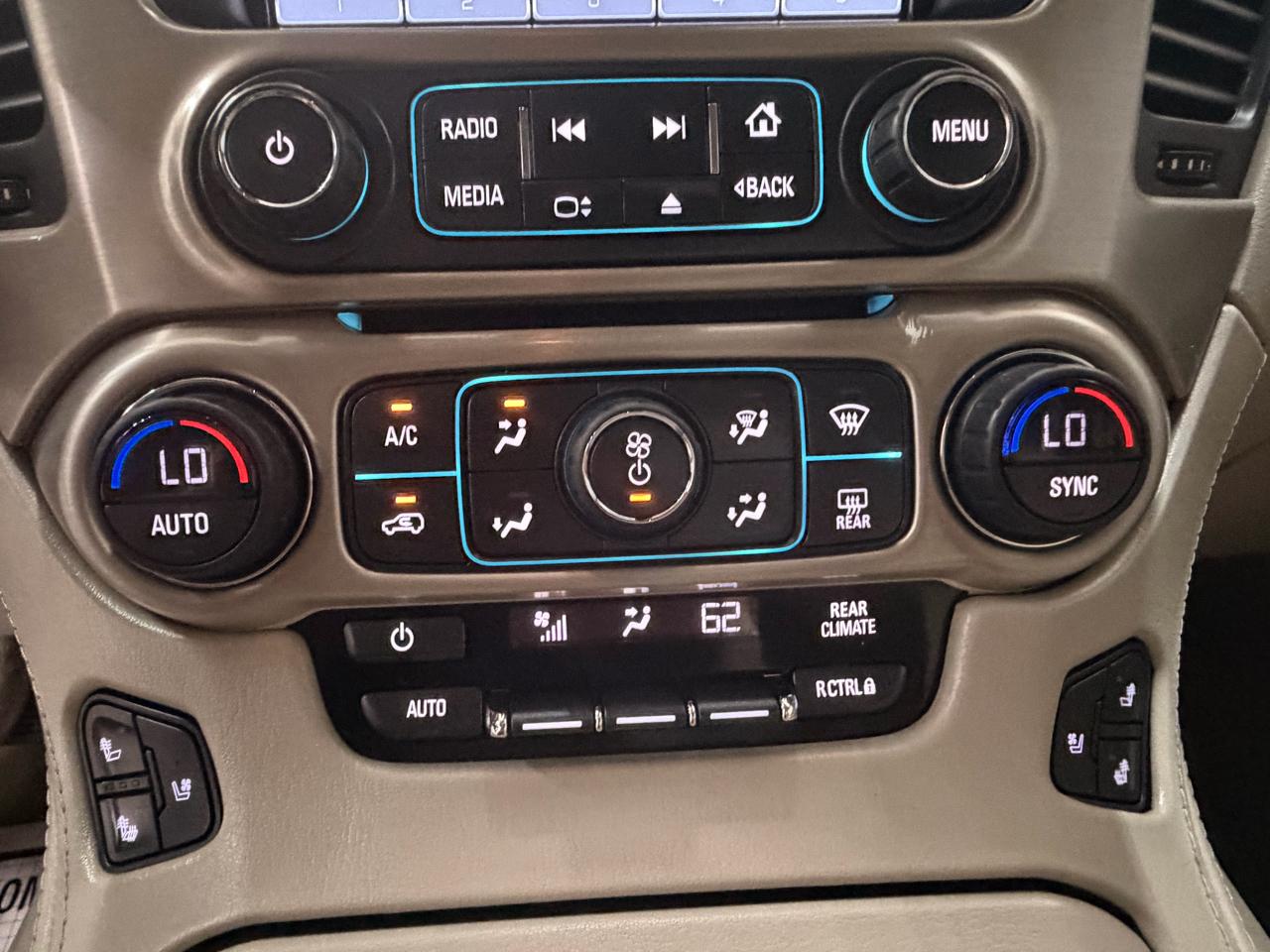 GMC Yukon XL SLT 4WD 2017