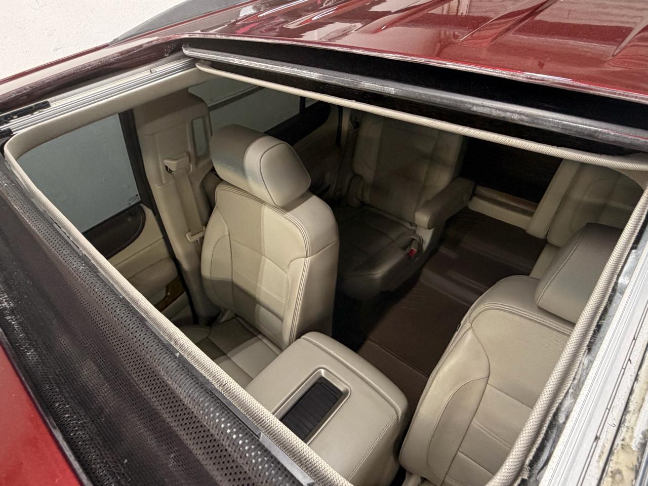 GMC Yukon XL SLT 4WD 2017