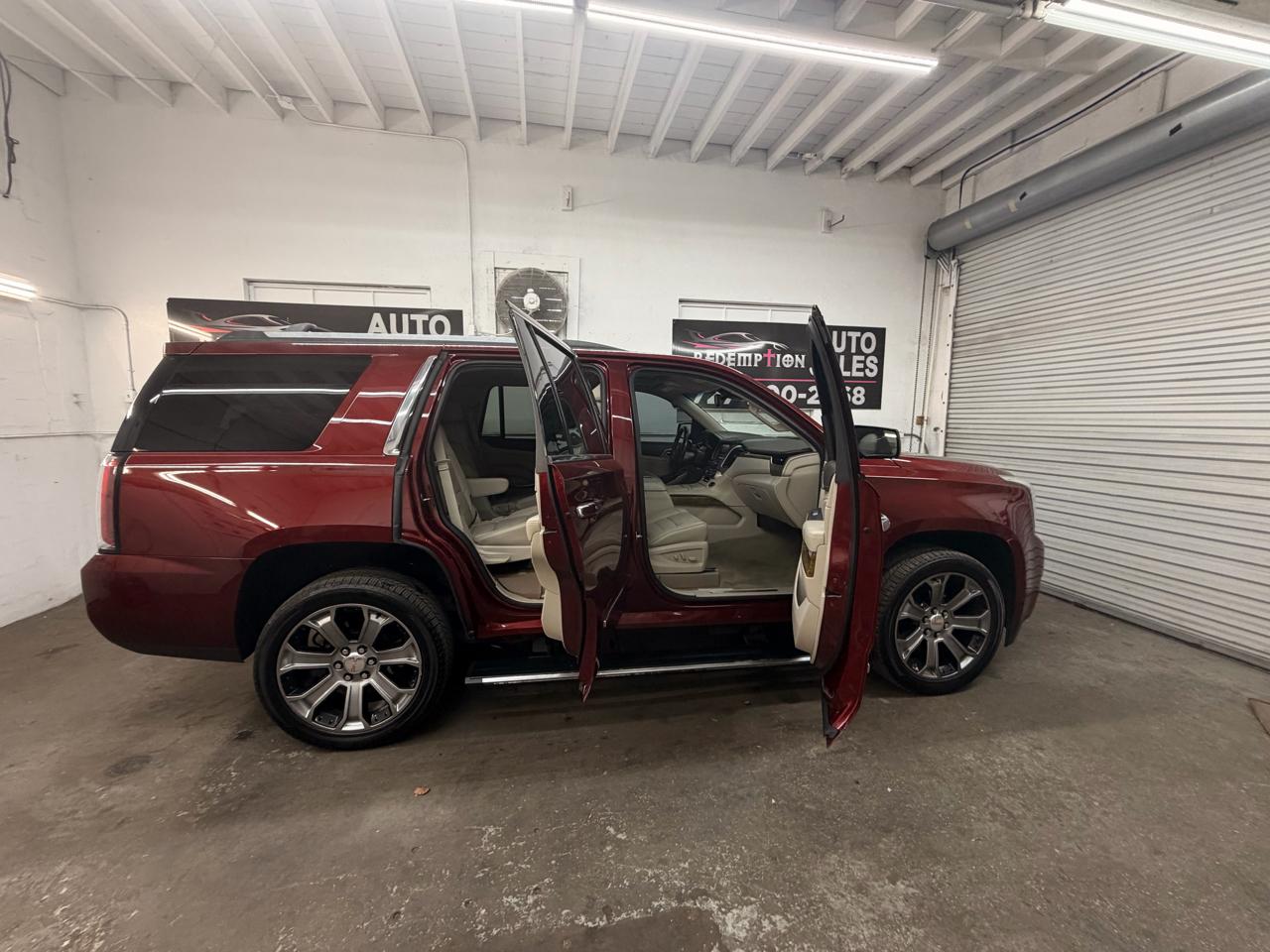 GMC Yukon XL SLT 4WD 2017