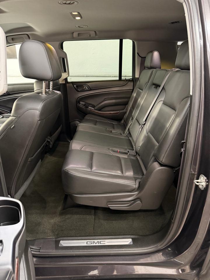 GMC Yukon XL SLT 4WD 2017