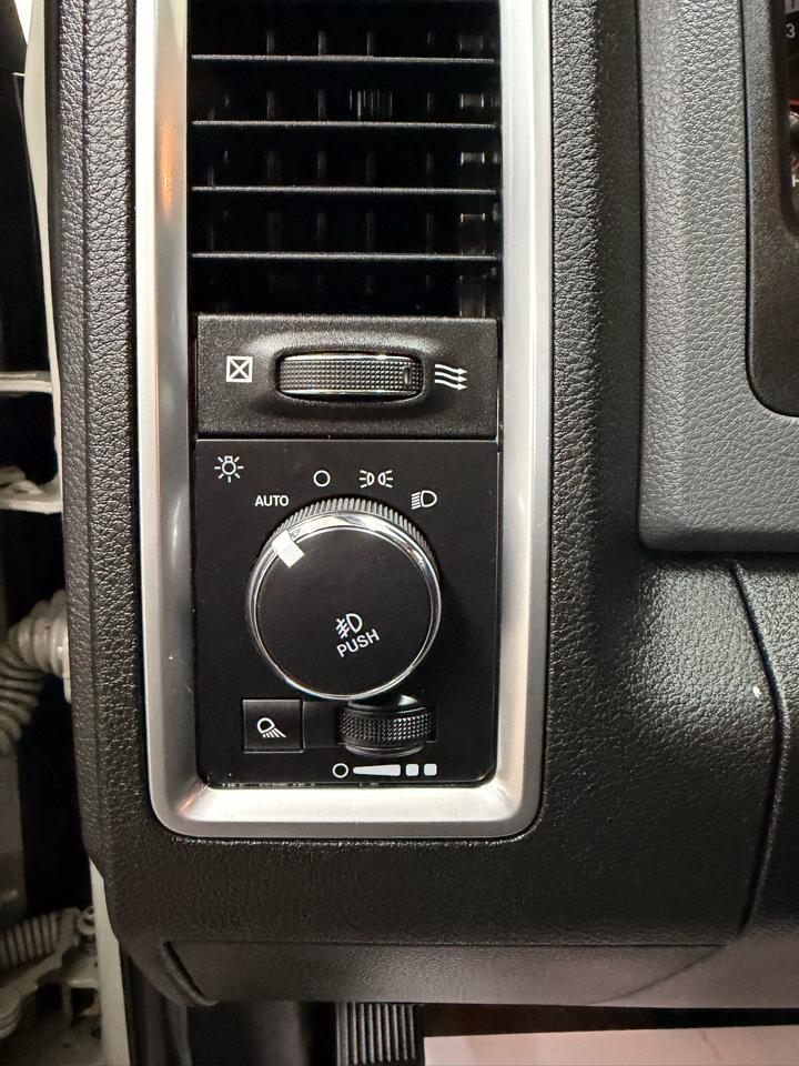 RAM 1500 Classic Tradesman Crew Cab LWB 2WD 2019