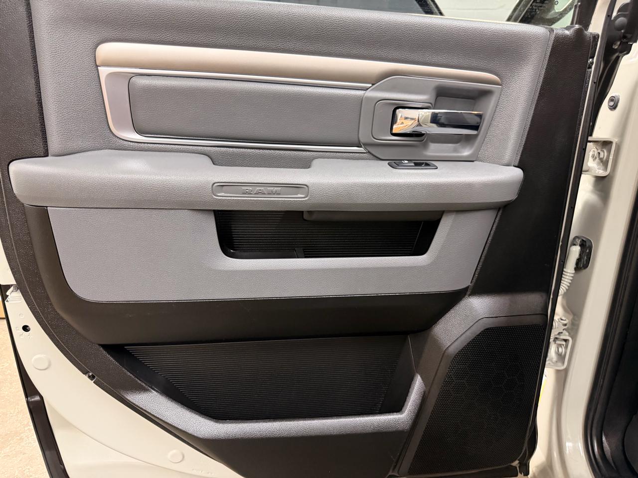 RAM 1500 Classic Tradesman Crew Cab LWB 2WD 2019