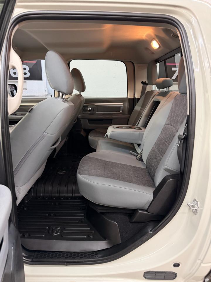 RAM 1500 Classic Tradesman Crew Cab LWB 2WD 2019