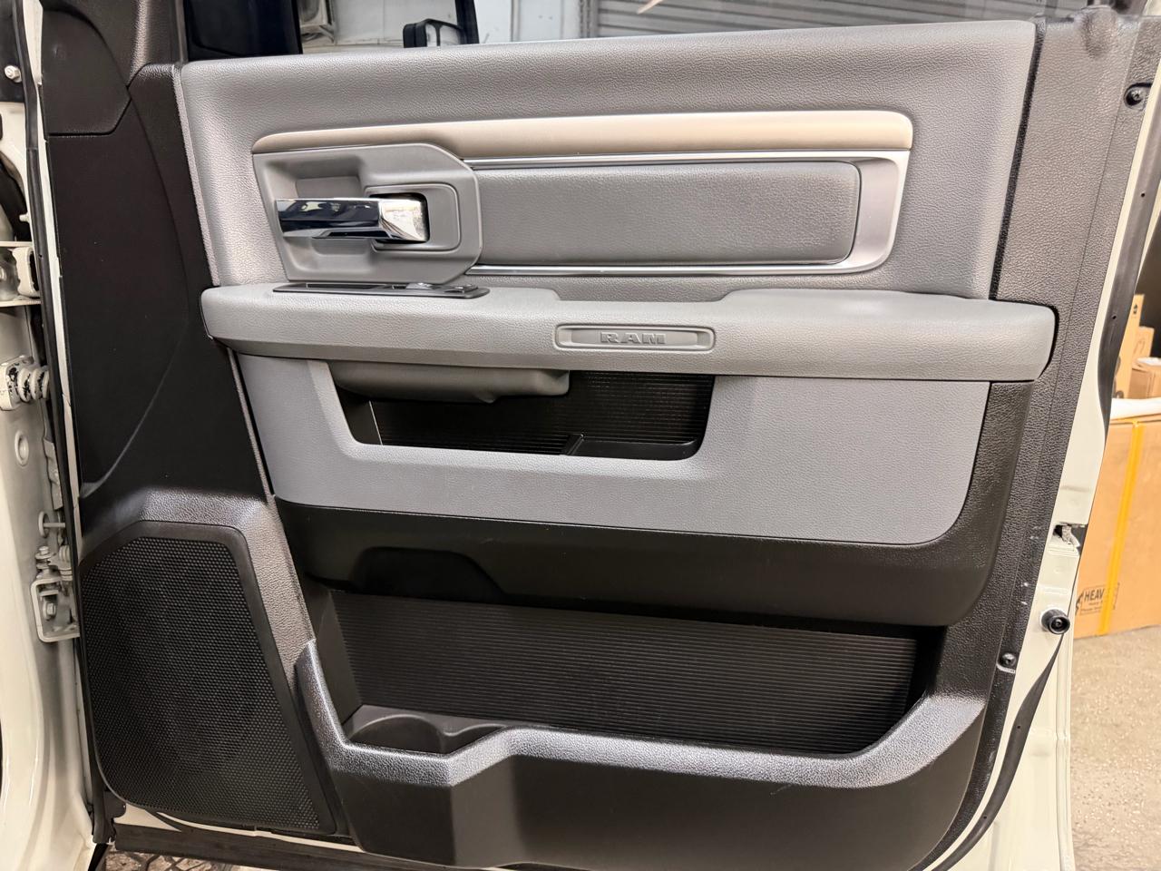 RAM 1500 Classic Tradesman Crew Cab LWB 2WD 2019