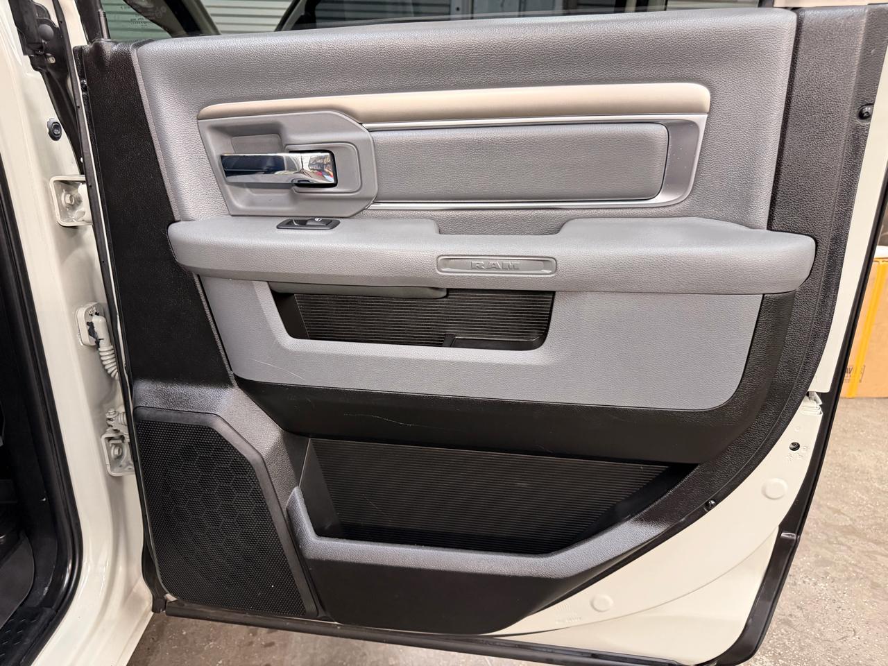 RAM 1500 Classic Tradesman Crew Cab LWB 2WD 2019