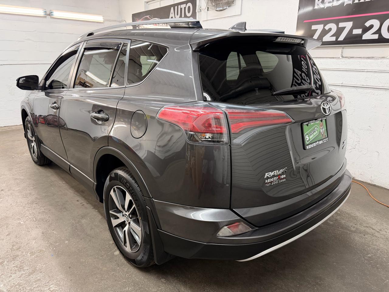 Toyota RAV4 XLE AWD 2017