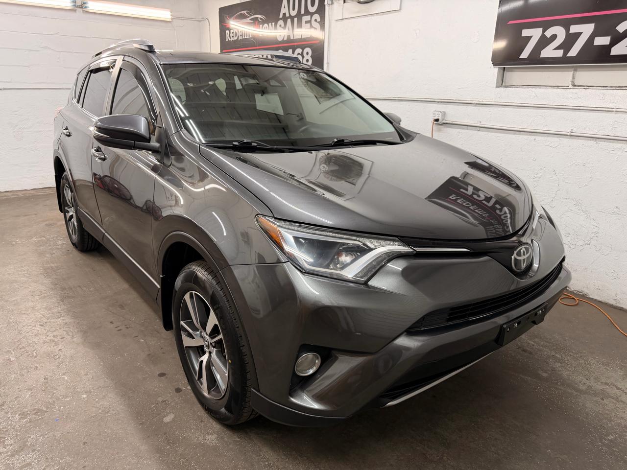 Toyota RAV4 XLE AWD 2017