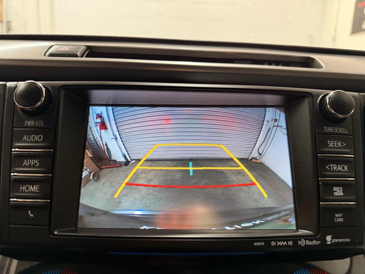Toyota RAV4 XLE AWD 2017